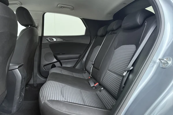 Kia Xceed (2023) — foto 18 van 19