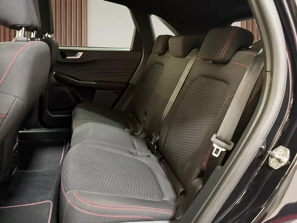 Ford Kuga (2025) — foto 18 van 29