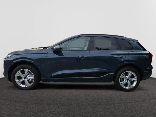 AUDI Q6 e-tron (2026) — foto 12 van 24