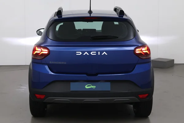 Dacia Sandero Stepway (2024) — foto 12 van 17