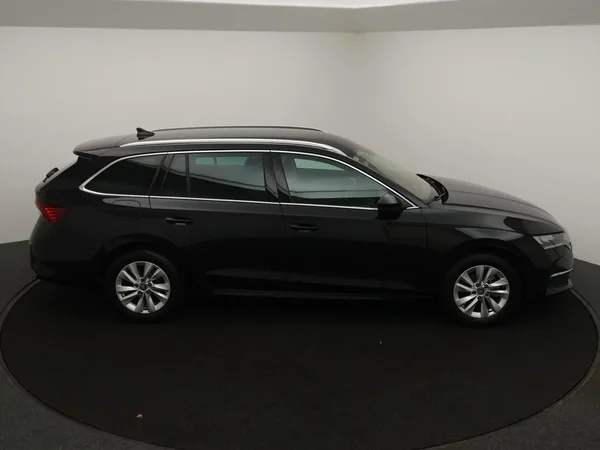 Škoda Octavia (2025) — foto 5 van 25