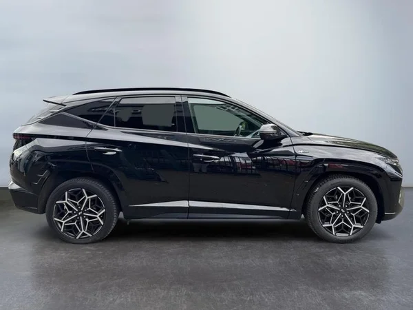 HYUNDAI Tucson (2021) — foto 26 van 31