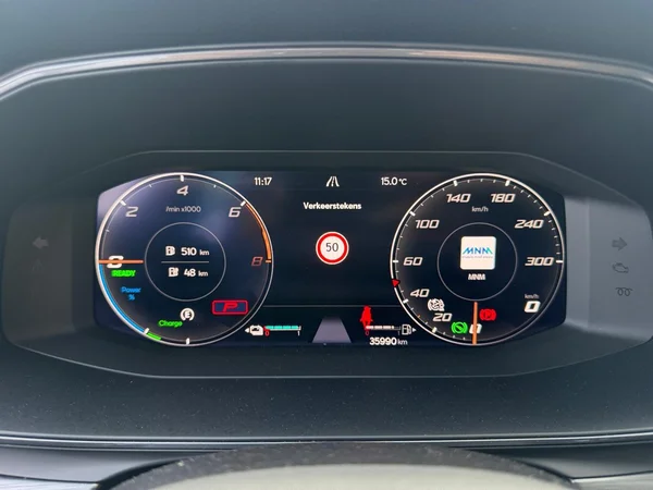 CUPRA Leon ST e-Hybrid (PHEV) (2023) — foto 5 van 22