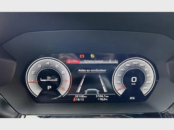 Audi A3 Sportback (2024) — foto 5 van 32