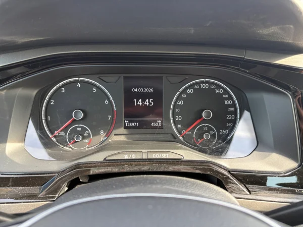 VOLKSWAGEN Polo (2021) — foto 3 van 20