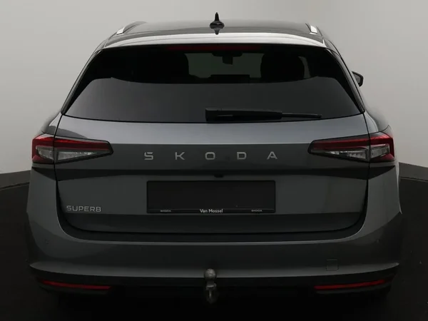 Škoda Superb (2025) — foto 5 van 31
