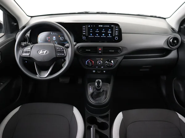 HYUNDAI i10 (2025) — foto 25 van 25