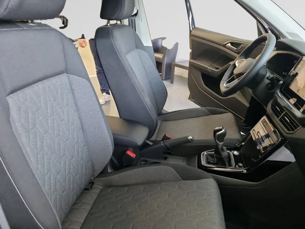 VOLKSWAGEN T-Cross (2024) — foto 5 van 19