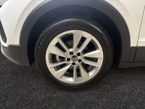 VOLKSWAGEN T-Cross (2026) — foto 14 van 22