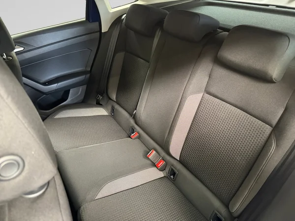 VOLKSWAGEN Taigo (2025) — foto 2 van 22