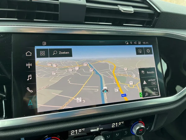 AUDI Q3 (2020) — foto 10 van 23