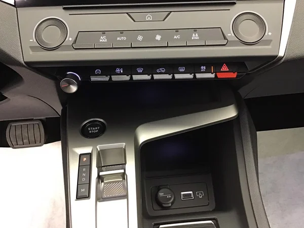 Peugeot 308 (2026) — foto 16 van 27