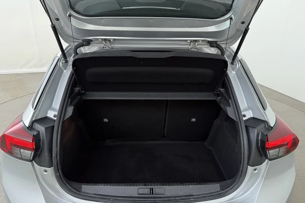 Opel Corsa (2025) — foto 18 van 22