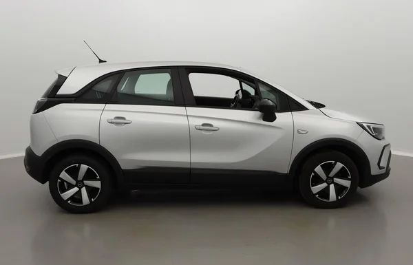 Opel Crossland (2022) — foto 30 van 33