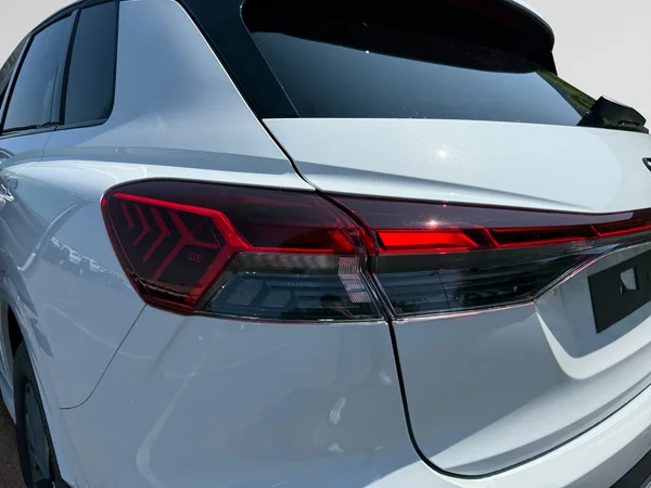 AUDI Q4 e-tron (2025) — foto 14 van 21