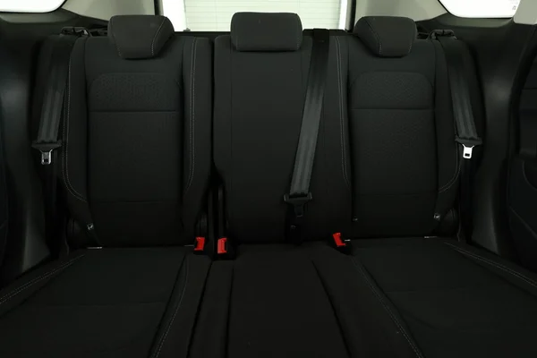 Ford Kuga (2018) — foto 6 van 16