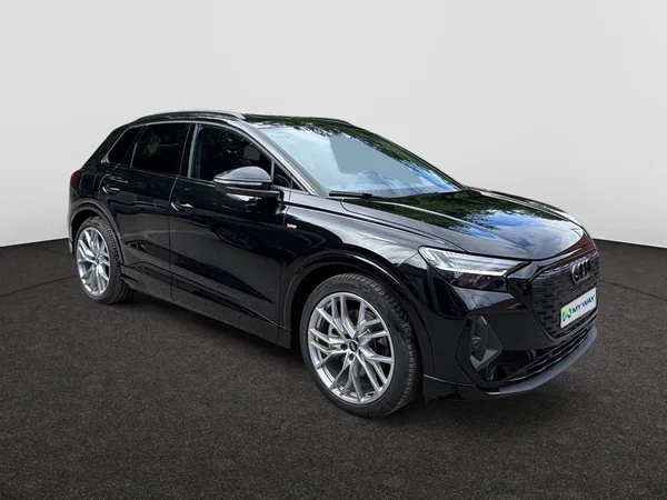 AUDI Q4 e-tron (2025) — foto 8 van 15