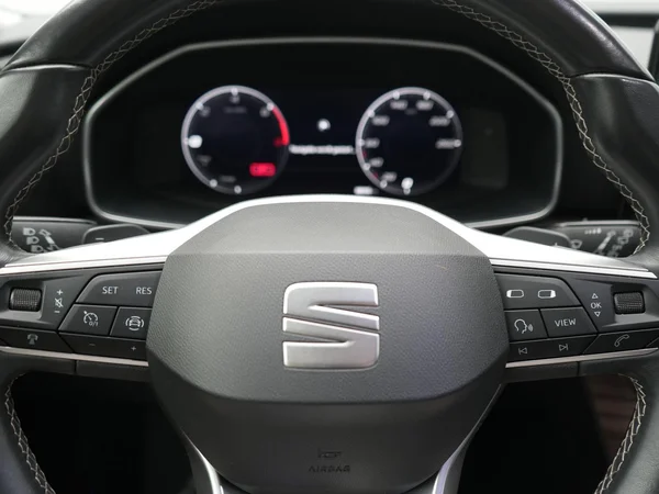 SEAT Leon e-Hybrid (PHEV) (2021) — foto 10 van 26