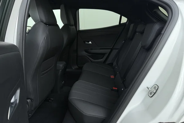 Opel Mokka (2025) — foto 15 van 16