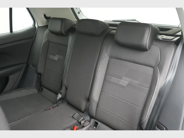VOLKSWAGEN T-Cross (2019) — foto 15 van 22