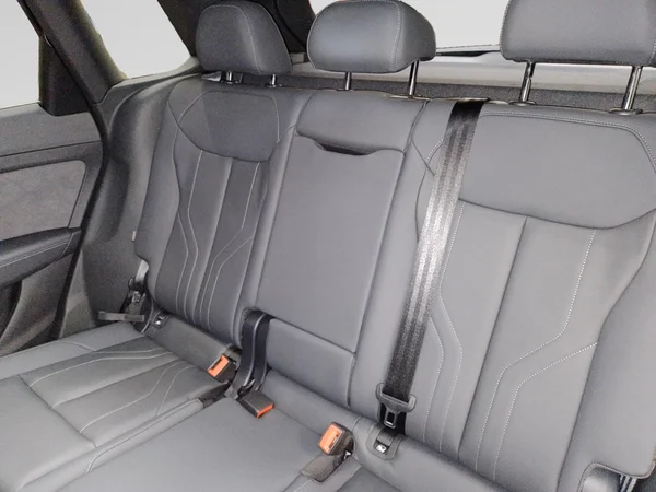 AUDI Q3 SUV (2026) — foto 3 van 15