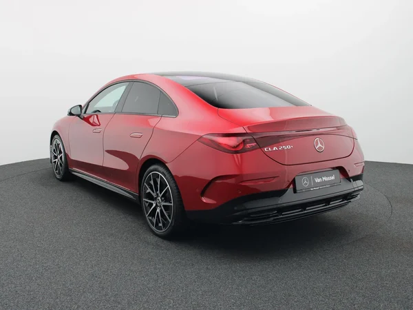 Mercedes-Benz CLA (2025) — foto 12 van 22