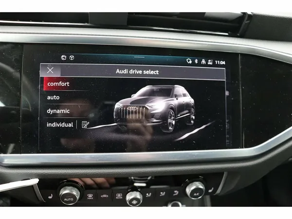 AUDI Q3 (2021) — foto 2 van 30