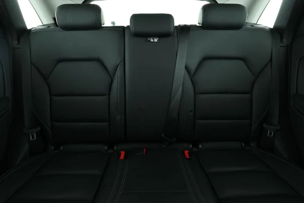 Mercedes-Benz B-Klasse (2016) — foto 6 van 16