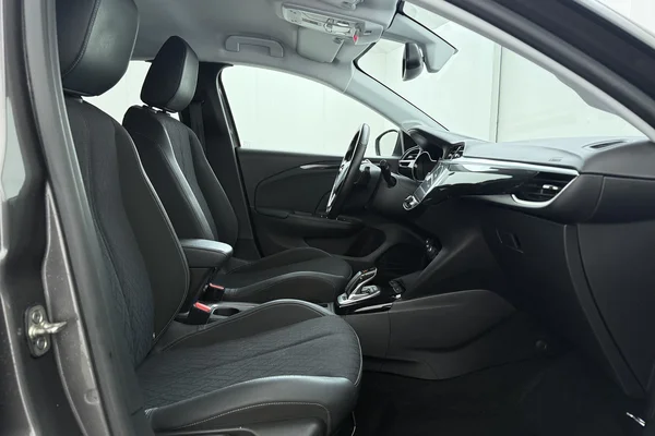 Opel Corsa (2020) — foto 16 van 18