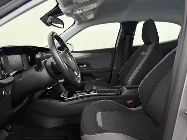 OPEL Mokka (2023) — foto 2 van 26