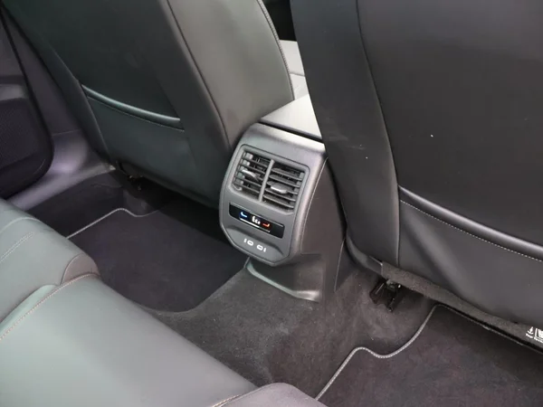 CUPRA Leon ST e-Hybrid (PHEV) (2023) — foto 15 van 26