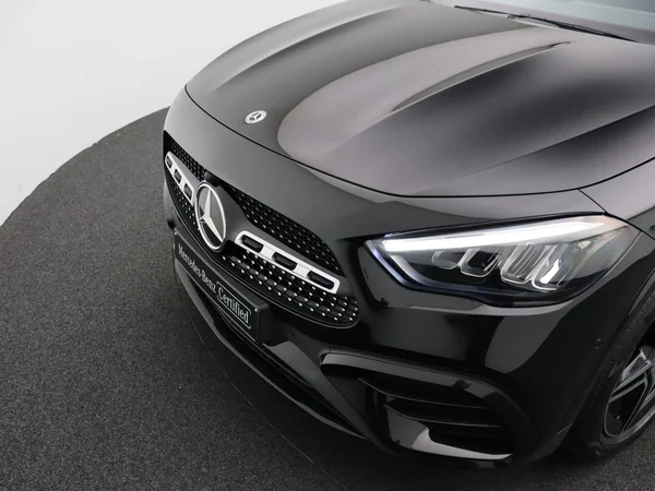 Mercedes-Benz GLA (2024) — foto 25 van 33