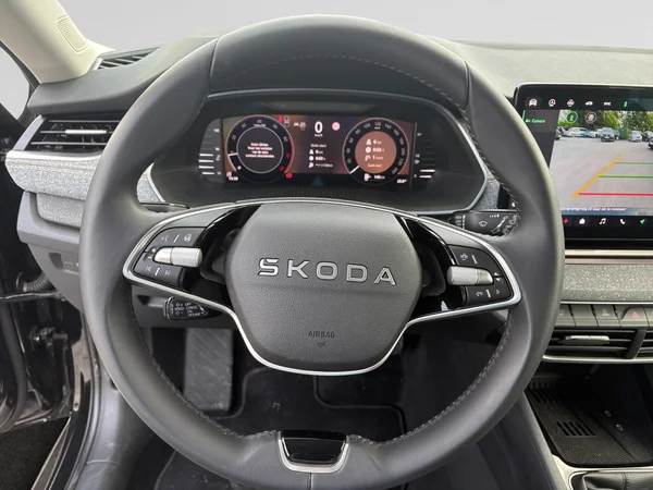 SKODA Octavia Combi (2026) — foto 19 van 24