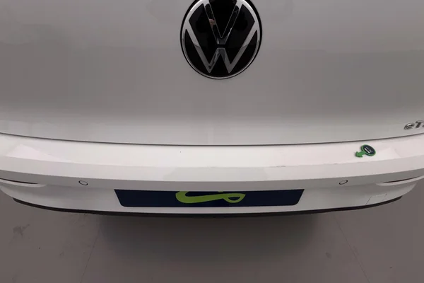 Volkswagen Golf VIII (2021) — foto 21 van 31