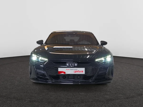 AUDI RS e-tron GT (2021) — foto 42 van 44
