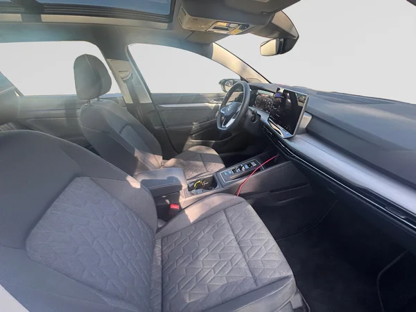 VOLKSWAGEN Golf VII SW (2024) — foto 4 van 24