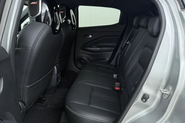Nissan Juke HEV (2022) — foto 20 van 21