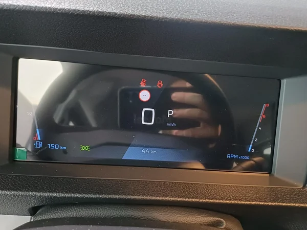 Peugeot Expert (2026) — foto 2 van 28
