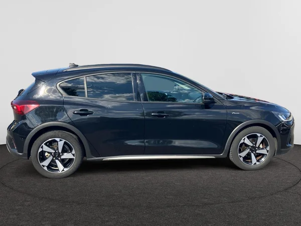 FORD Focus Active (2024) — foto 23 van 25
