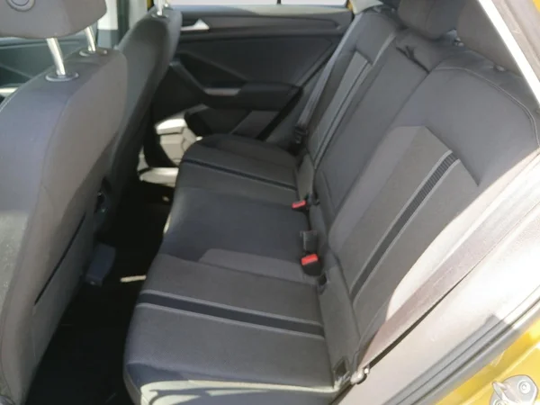 VOLKSWAGEN T-Roc (2020) — foto 8 van 20