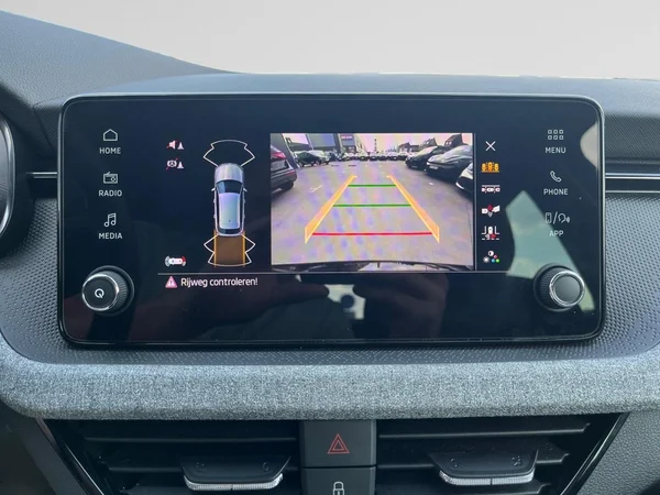 SKODA Kamiq (2025) — foto 5 van 20