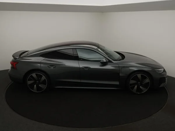 Audi e-tron GT (2022) — foto 22 van 28