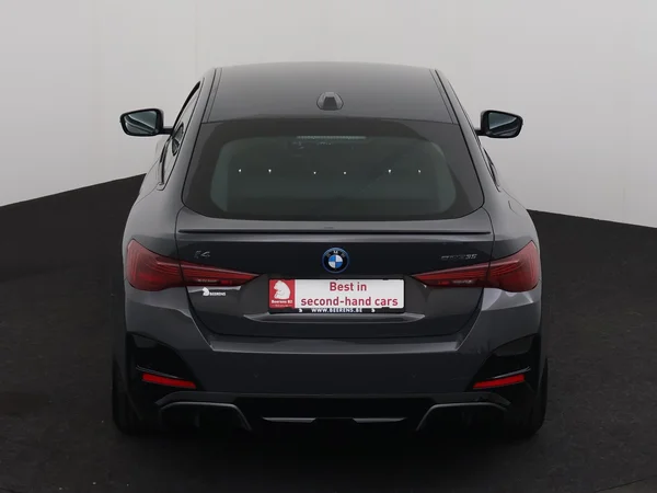 BMW i4 (2024) — foto 28 van 31