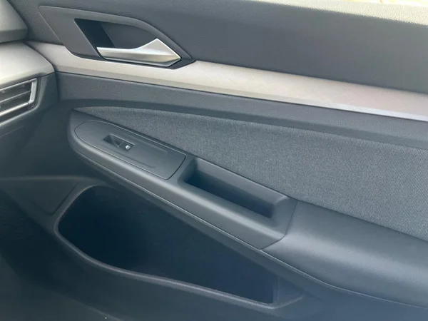 VOLKSWAGEN Golf VIII (2024) — foto 9 van 24