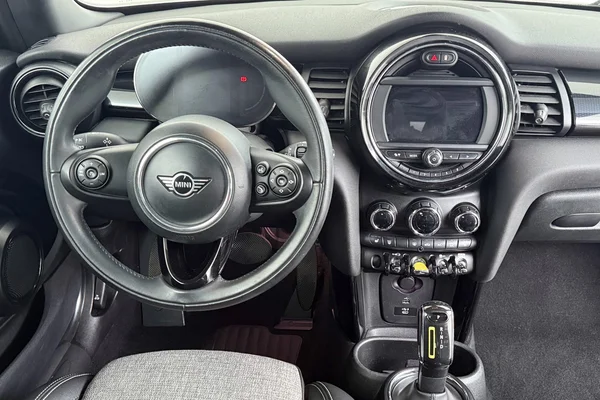 Mini E-Mini (F56) (2020) — foto 6 van 31