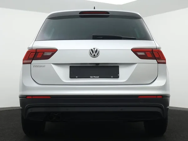 Volkswagen Tiguan (2020) — foto 26 van 27