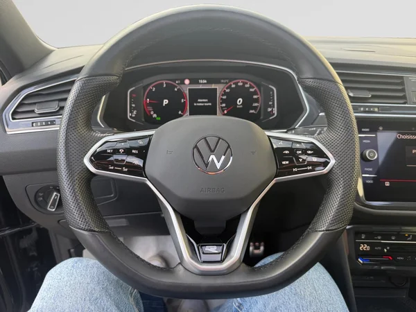 VOLKSWAGEN Tiguan Allspace Dsl (2024) — foto 2 van 22