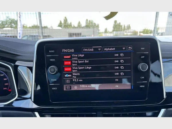 Volkswagen T-Roc (2025) — foto 18 van 30