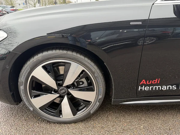 AUDI A5 Avant e-hybrid (PHEV) (2026) — foto 11 van 20