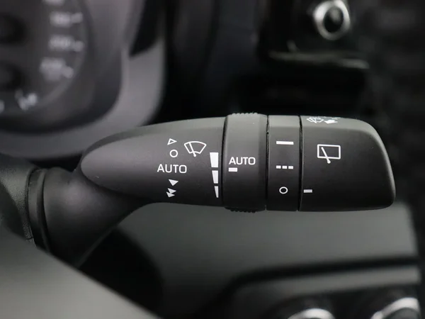 TOYOTA Yaris (2023) — foto 15 van 25